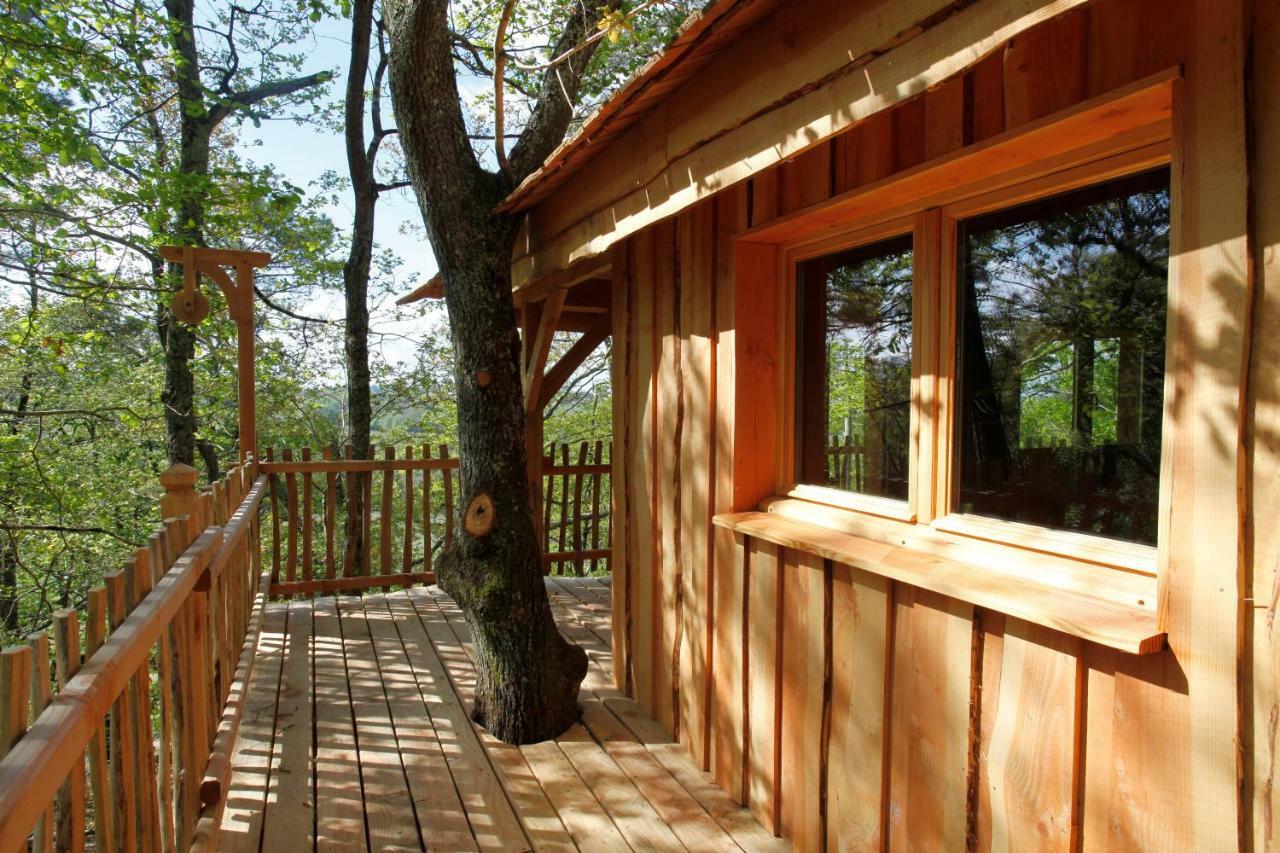 Les Cabanes Des Benauges Arbis 外观 照片